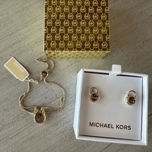 michael kors necklace and earrings